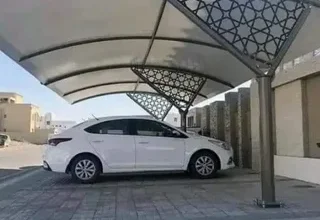 نظام مظلات حديثة للسيارات داخل الخبر